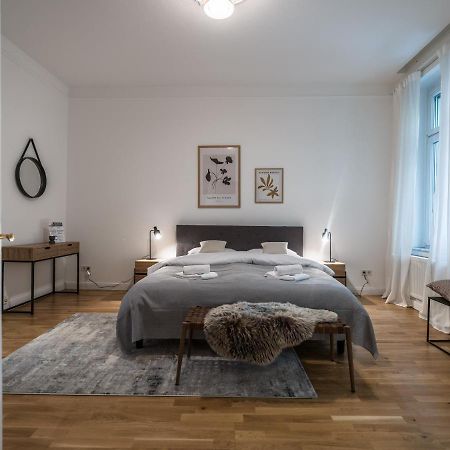 Hochwertige Altbauwohnung Im Modernen Stil In Wiesbaden - Kueche - Terrasse - Wlan - Zentral エクステリア 写真