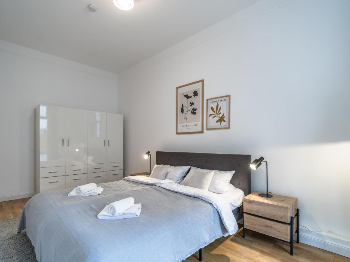 Hochwertige Altbauwohnung Im Modernen Stil In Wiesbaden - Kueche - Terrasse - Wlan - Zentral エクステリア 写真