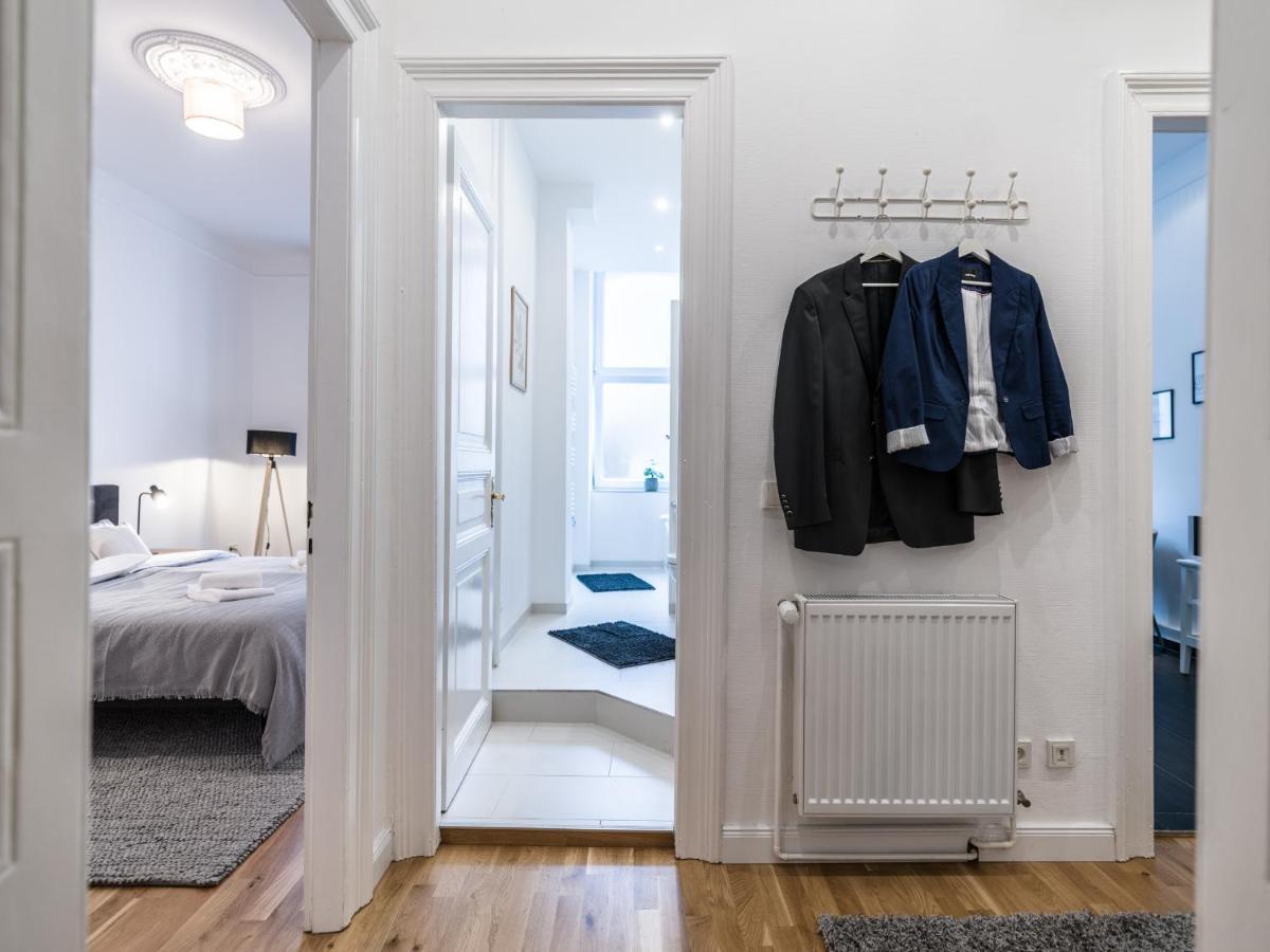 Hochwertige Altbauwohnung Im Modernen Stil In Wiesbaden - Kueche - Terrasse - Wlan - Zentral エクステリア 写真